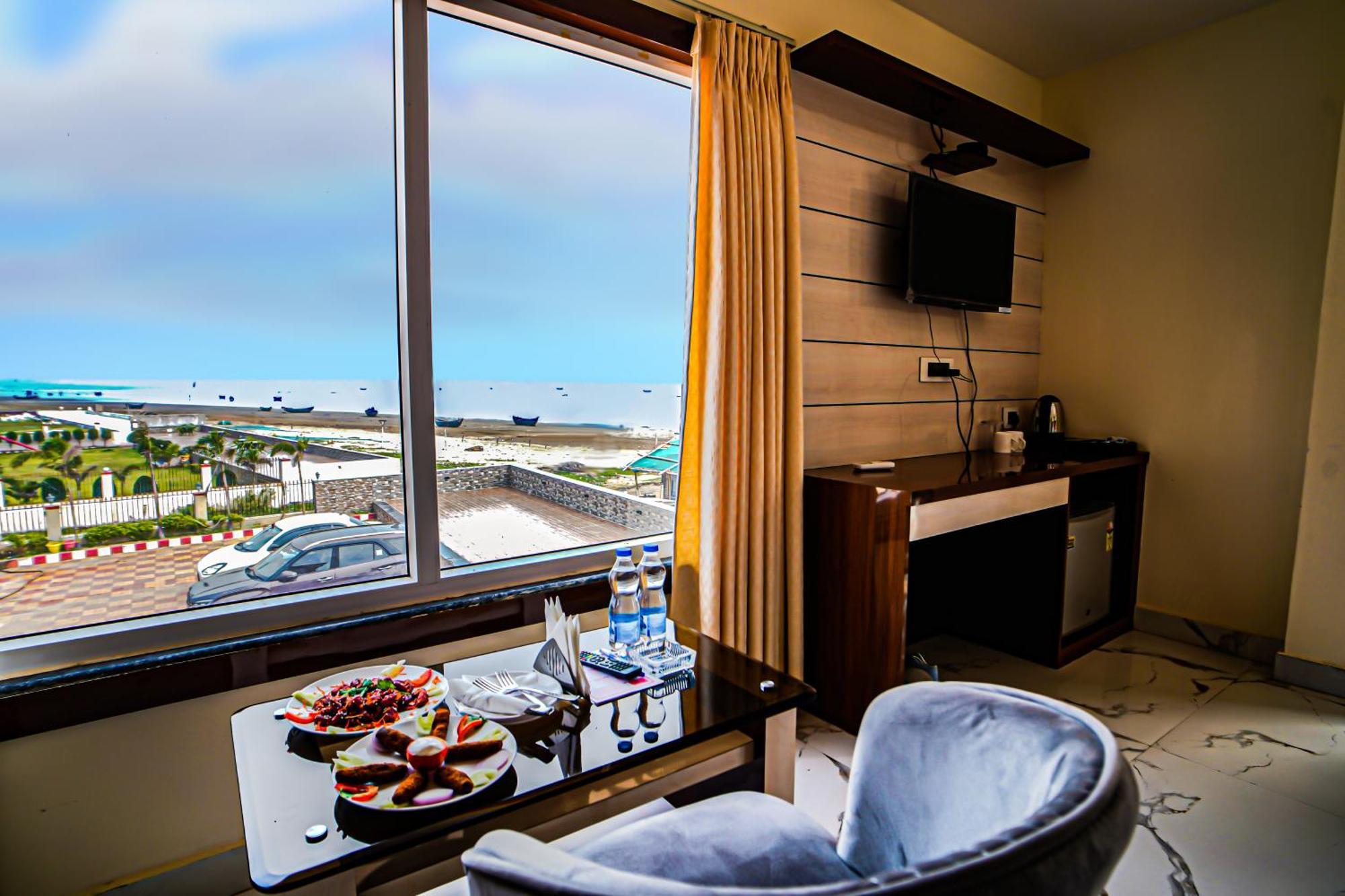 Prasant On Beach Resort !! Lift - Wifi -Restaurant-Parking Facilities-Newly Decorated Room !! Mandarmani Zewnętrze zdjęcie