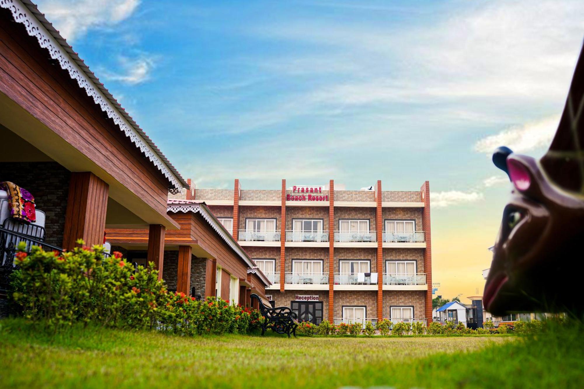 Prasant On Beach Resort !! Lift - Wifi -Restaurant-Parking Facilities-Newly Decorated Room !! Mandarmani Zewnętrze zdjęcie