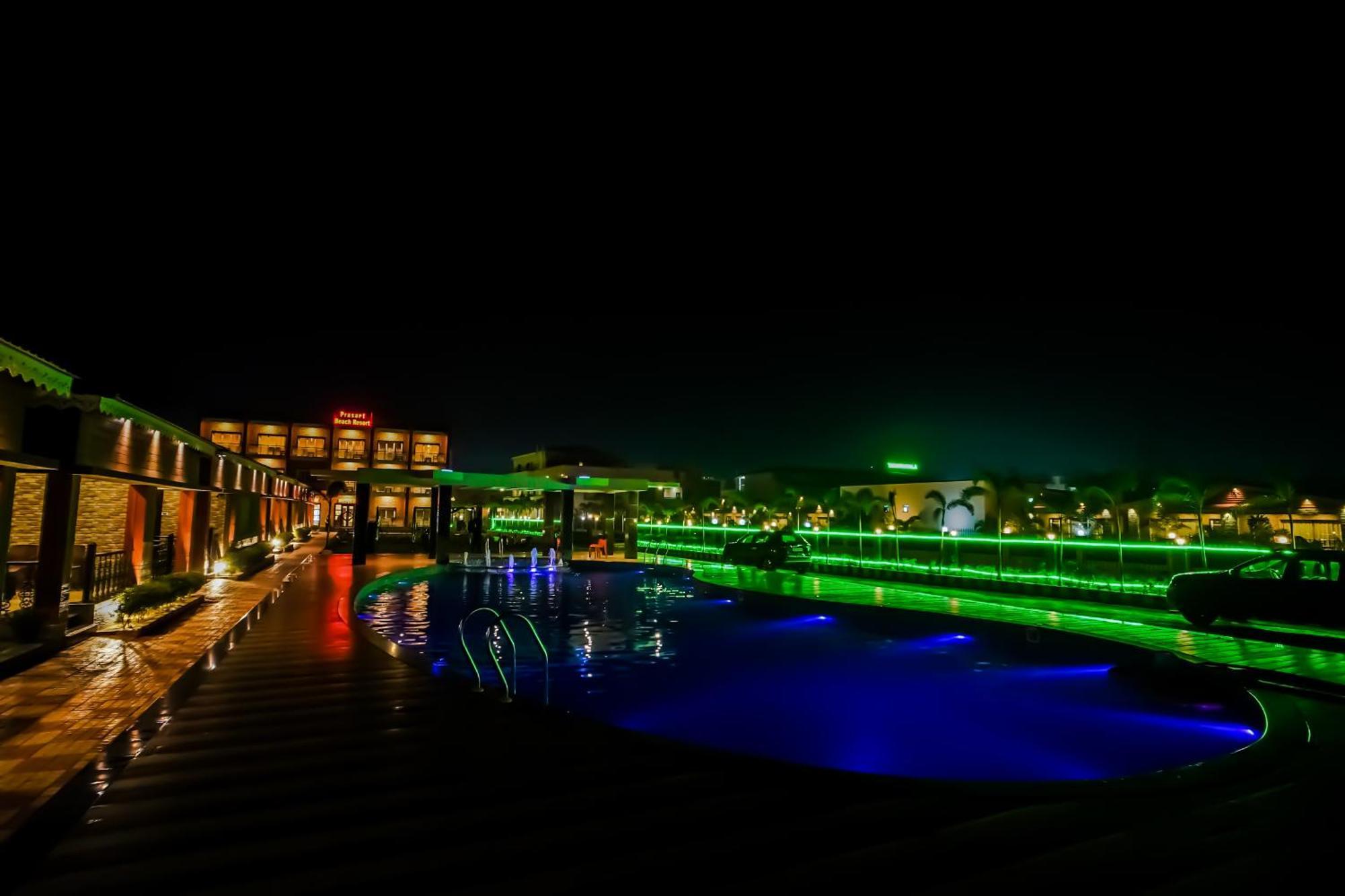 Prasant On Beach Resort !! Lift - Wifi -Restaurant-Parking Facilities-Newly Decorated Room !! Mandarmani Zewnętrze zdjęcie